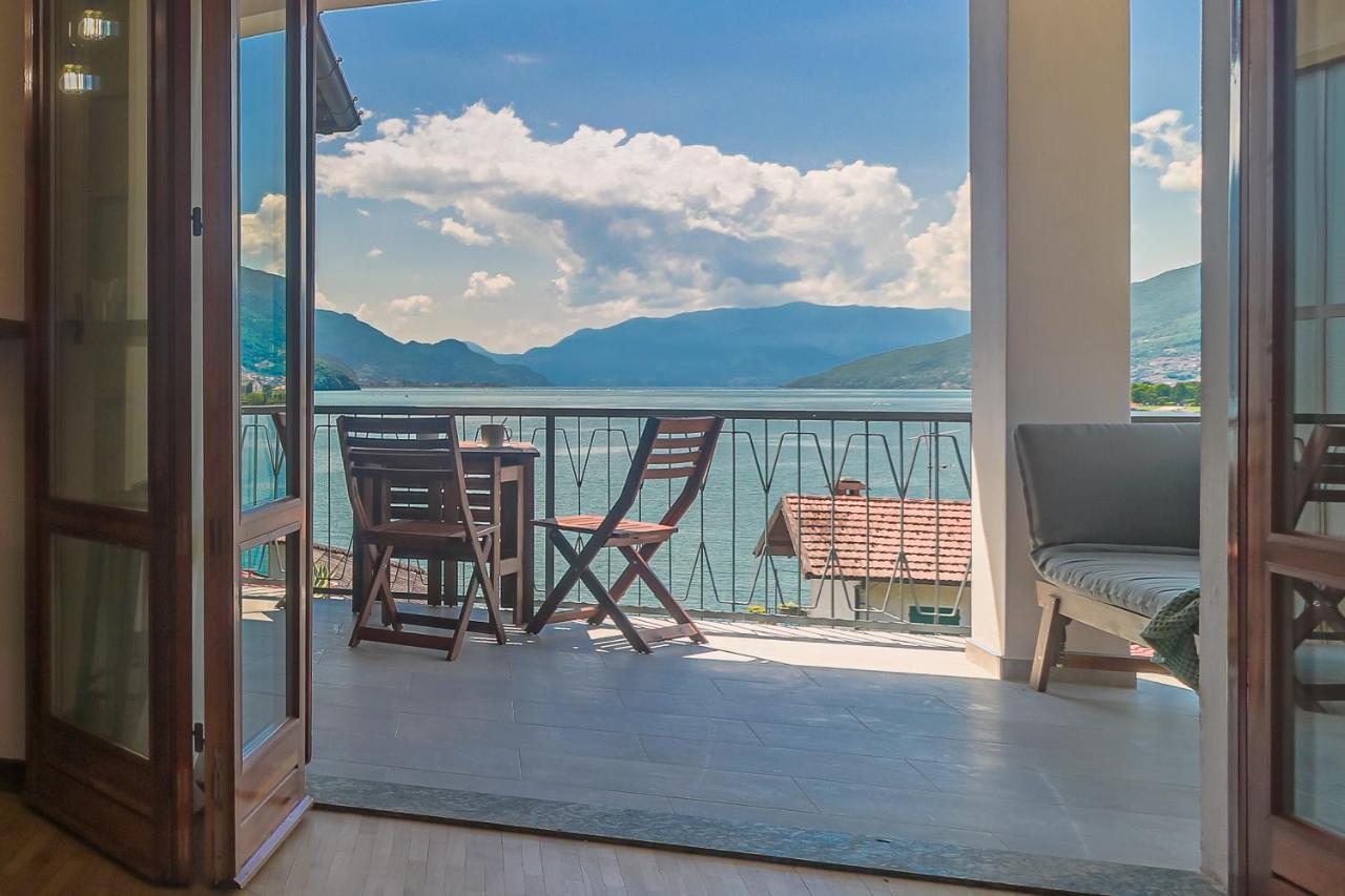 Stunning View Lakeside Apartment - Larihome A11 グラヴェドーナ エクステリア 写真